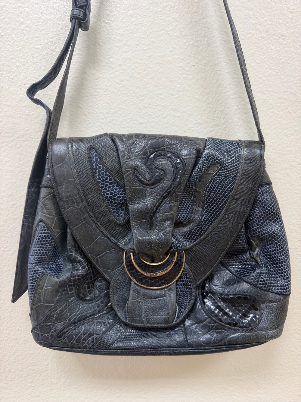 Sharif 1827 vintage Mixed-Texture Shoulder Bag with Gold Ring Hardware